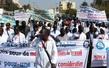 Grève annoncée des médecins : le SAMES appelle à 48 heures de mobilisation